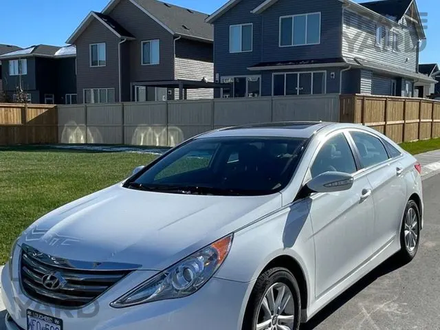 Hyundai Sonata Sedan